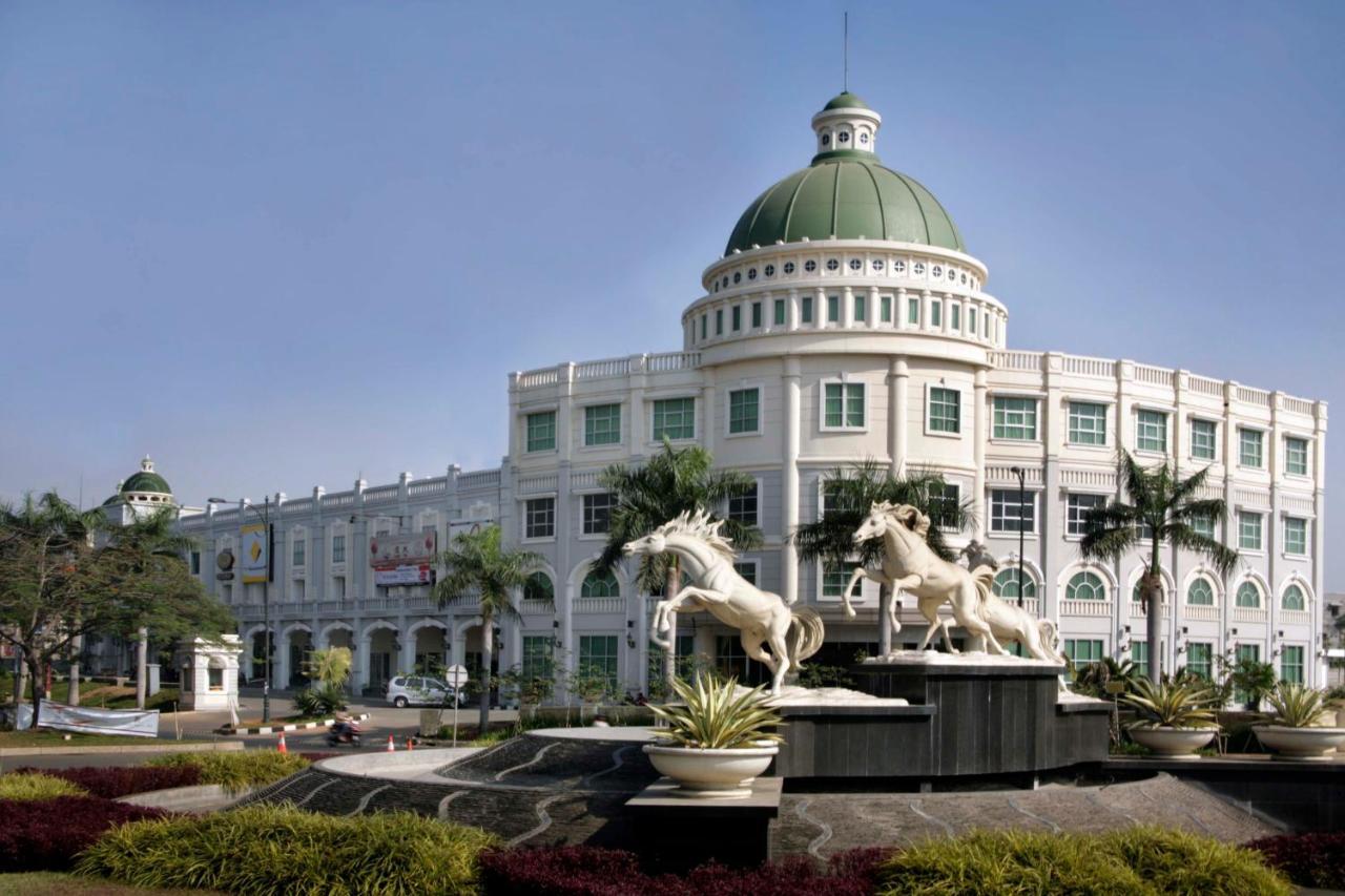 President Executive Club Hotell Cikarang Eksteriør bilde