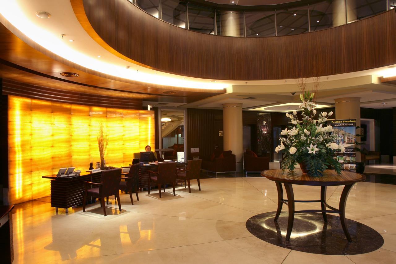 President Executive Club Hotell Cikarang Eksteriør bilde